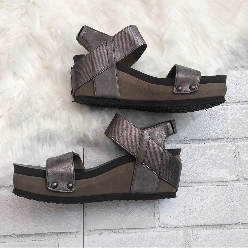 Metallic pewter wedge Axxiom sandals